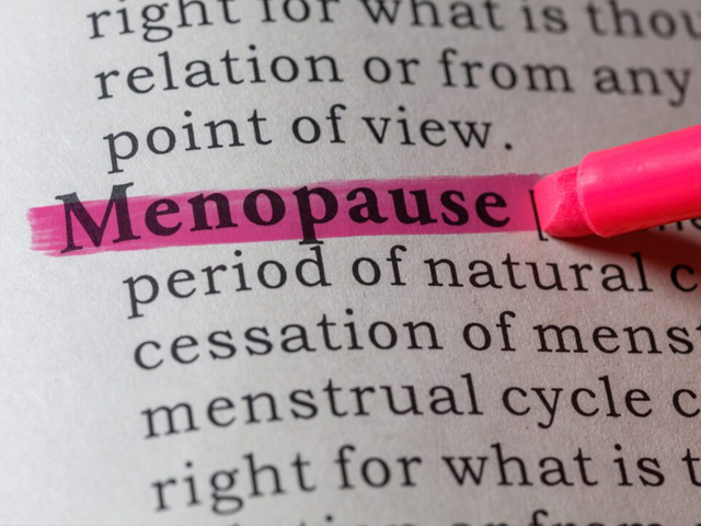 تصویر-سن-یائسگی-در-زنان-ایران-8546