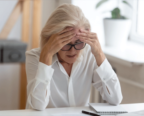 تصویر-اولین-علامت-یائسگی-8322