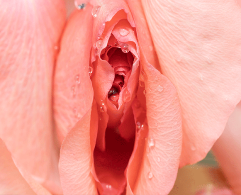 تصویر-جدیدترین-تکنیک-سفید-کردن-واژن-9876