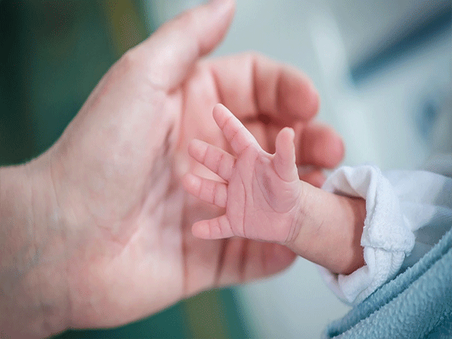 تصویر-عمل-زیبایی-واژن-بعد-از-زایمان-طبیعی-8749